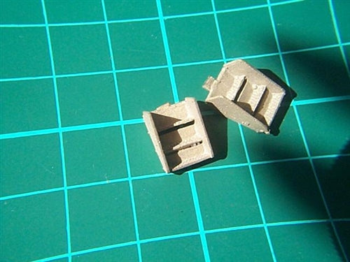 Miniatures by Eric S15 HO Caboose Steps NIB